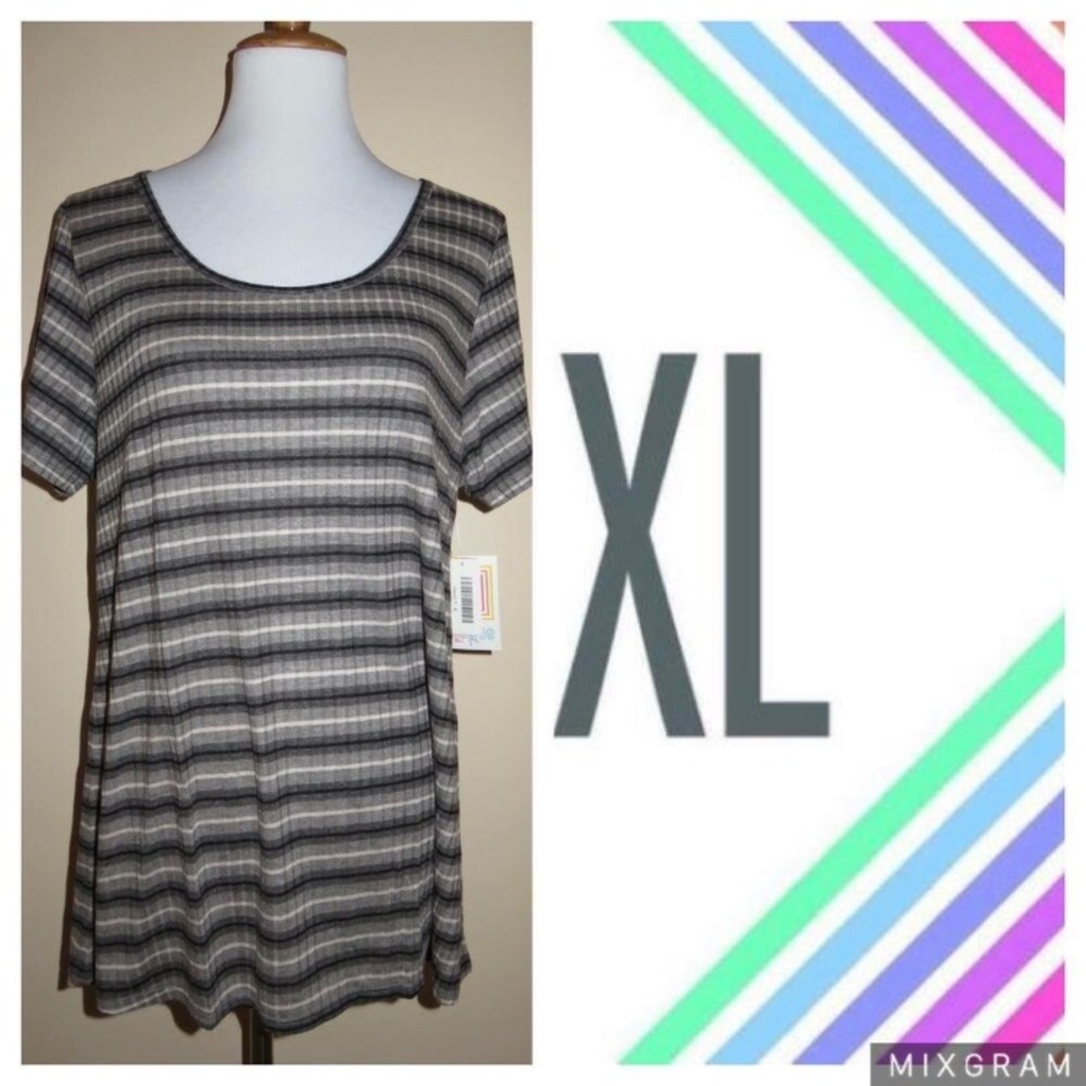 BNWT LuLaRoe Classic T